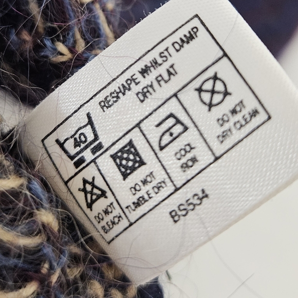 Vintage Mohair Blend Plaid Oversized Cardigan in Navy Blue Size Medium - Picture 11 of 12